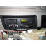 Iveco Stralis, CB Maas Colonia, kovov DIN drk, pichycen MIC kabelu, extern CB repro