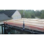 Nakladač CAT, CB vysílačka Allamat 409, CB anténa Sirio Turbo 800, kovový DIN držák