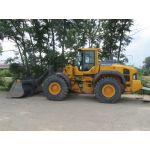 Nakladač VOLVO, CB vysílačka Allamat 409, CB anténa Sirio Turbo 800, kovový DIN držák