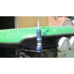 John Deere, CB vyslaka Allamat 409, CB antna Sirio Turbo 800, kovov DIN drk, pdavn CB repro