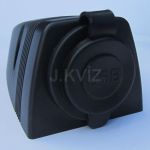 USB zsuvka v pdavnm panelu