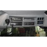 New Holland, CB vysílačka Allamat 409, CB anténa Sirio Turbo 800, kovový DIN držák, CB repro