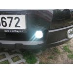 Subaru Outback, vzdlenost LED svtel cca 50cm od bonho obrysu